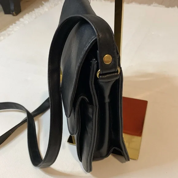 Dolce Vita Black Leather Crossbody - Picture 4 of 13